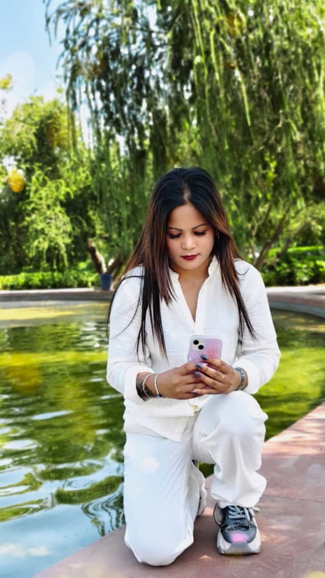 How to book call girl service in jaipur ?